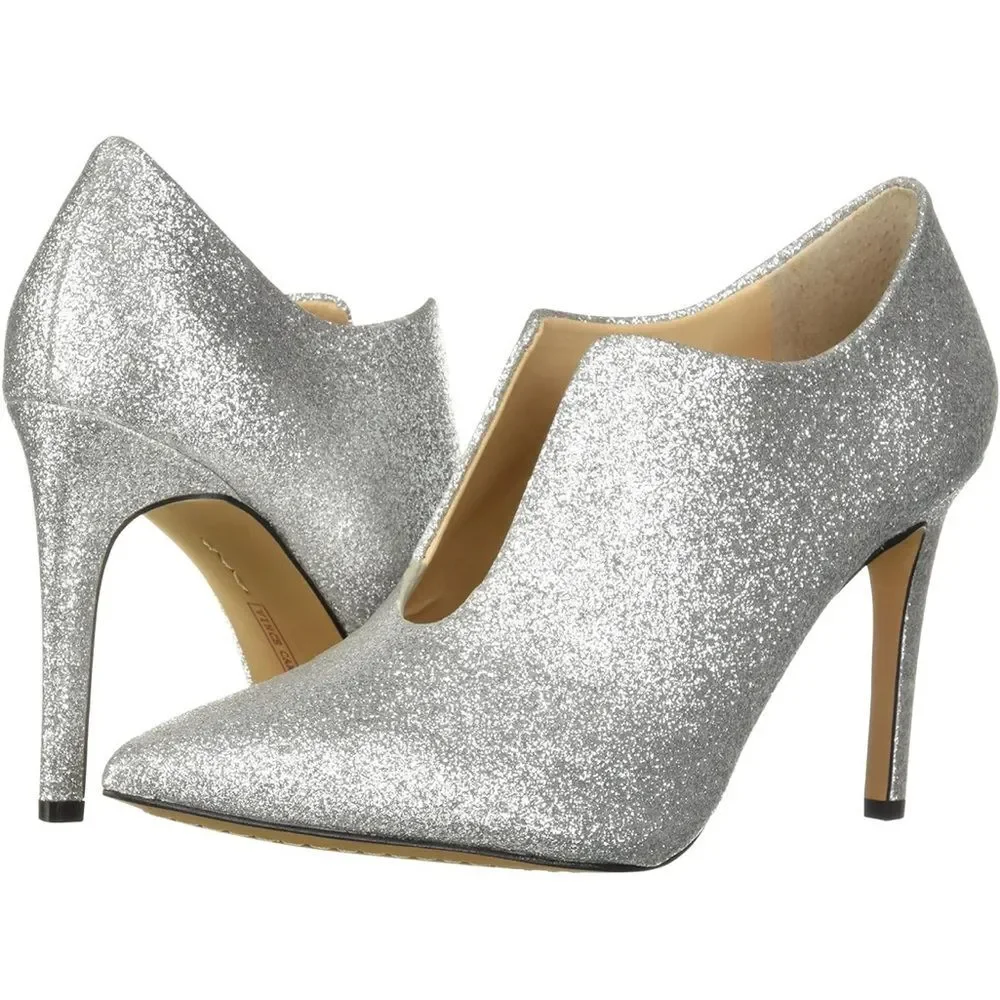 Vince Camuto Metseya silver glitter pointed toe party stiletto bootie heels 5.5